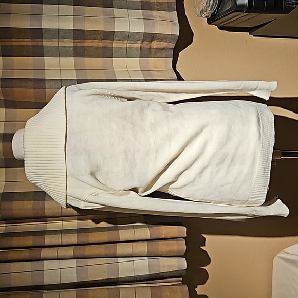 Vintage cream sweater - Picture 3 of 4